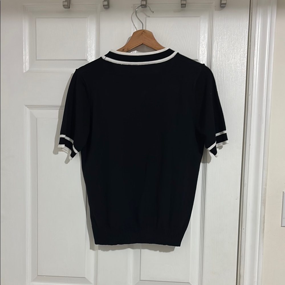 Black Top with White Trim and Bow - Size US Small - Picture 2 of 8